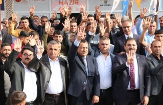 AK PARTİ’YE DEV KATILIM
