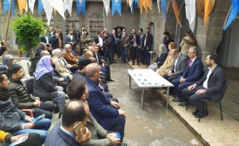 MİLLETVEKİLİ ADAYI DUSAK’A VATANDAŞLAR’DAN SEVGİ SELİ