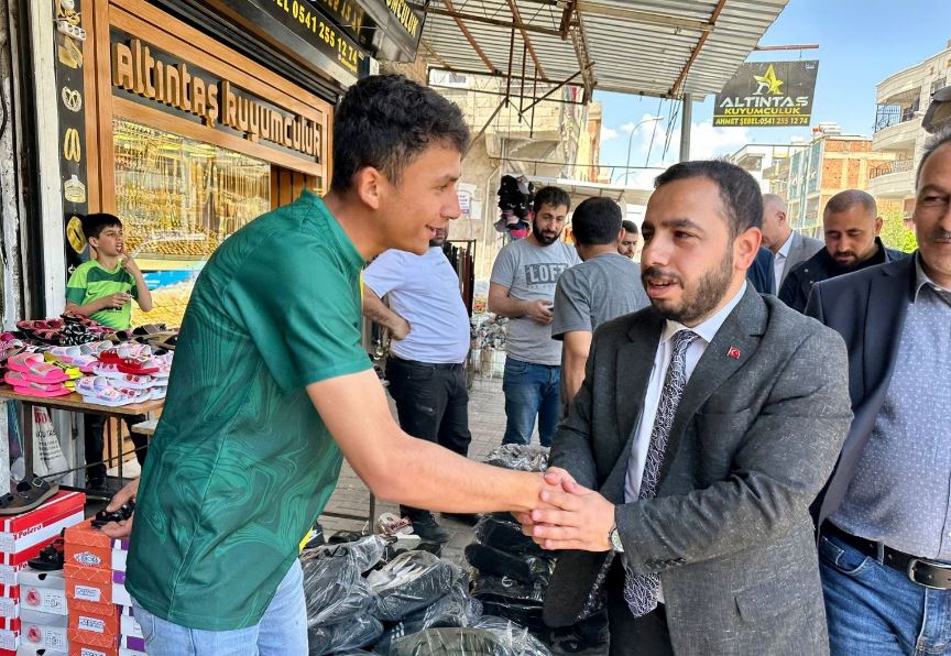 AK ADAY TORU, HAYATİ HARRANİ ESNAFINI ZİYARET ETTİ